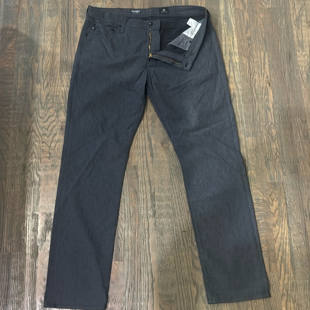 Men’s AG Adriano Goldschmied Everett slim straight pants. Never worn. 36x32